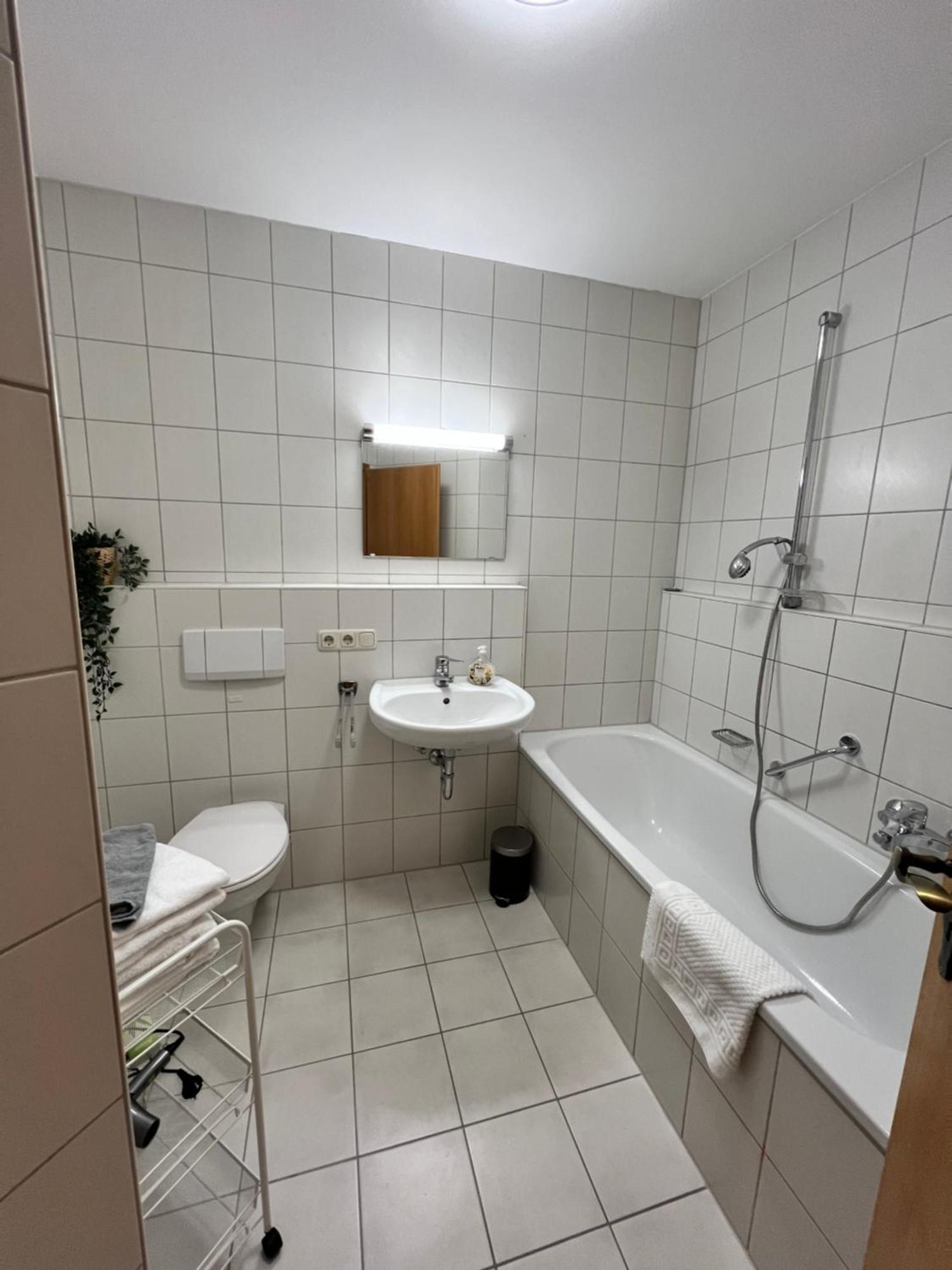 Dg-Wohnung In Waldkraiburg 50Qm Exteriör bild